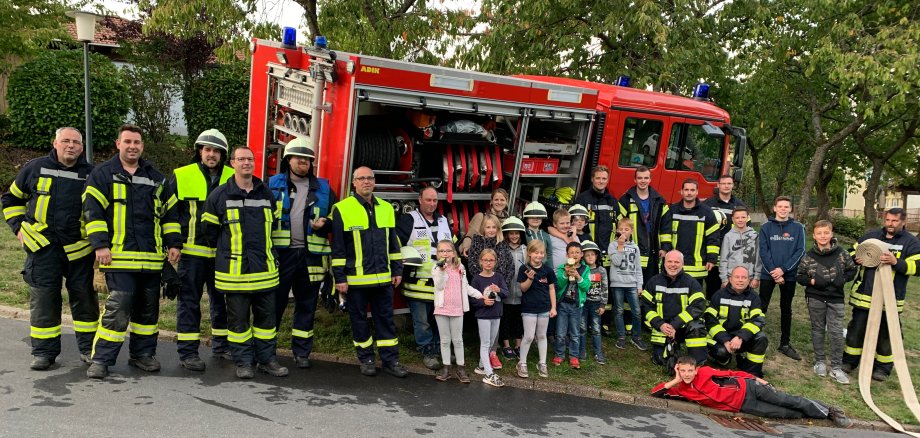 Gruppenfoto Freiwillige Feuerwehr Düngenheim