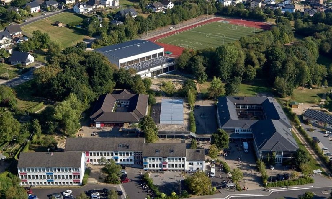 Realschule Plus Und Fachoberschule Kaisersesch Verbandsgemeinde realschule-plus-und-fachoberschule-kaisersesch-verbandsgemeinde